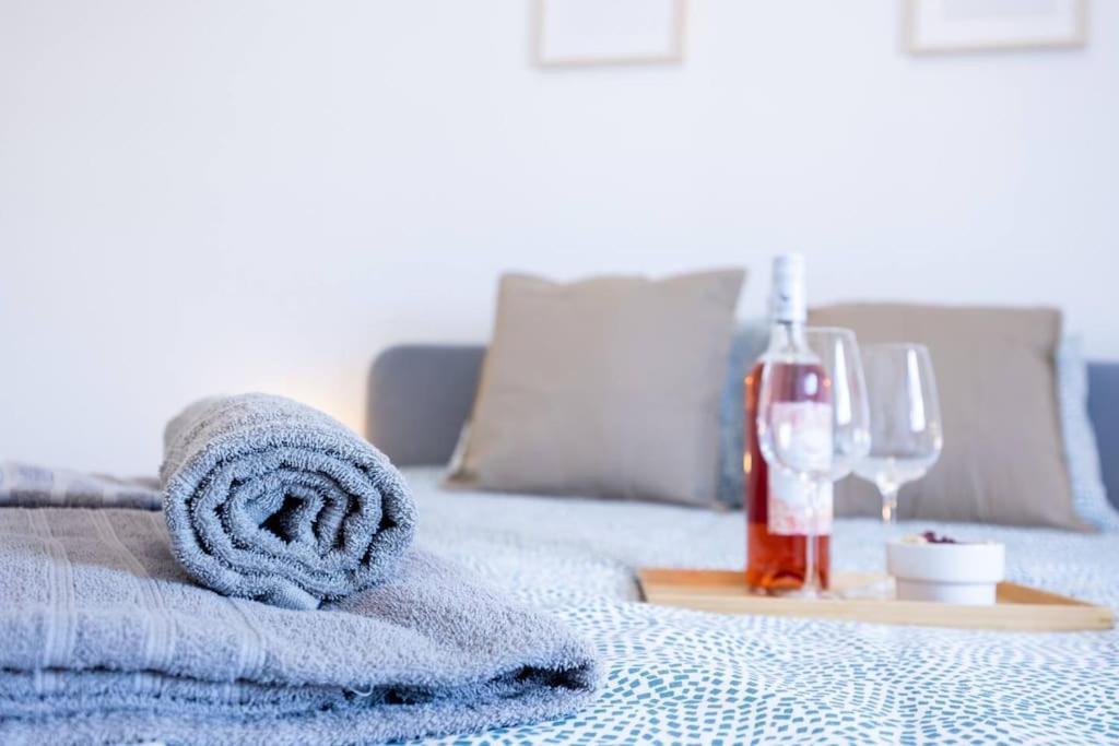 Seaside Serenity Apartment Портиман Екстериор снимка